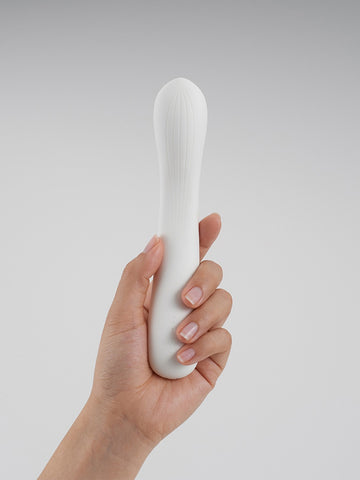 iroha Mai Tsuru 10 Rhythm G-Spot Vibrator by Tenga