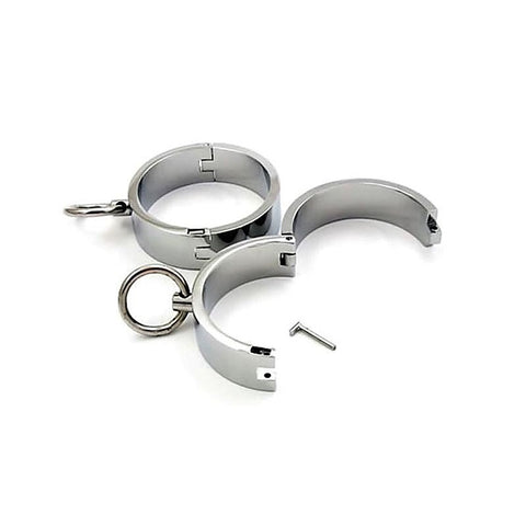Manacled Metal Cuffs by BDStyle