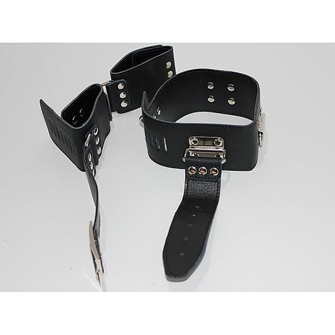 BDSM Gear Leather Cuffs & Collar by BDStyle