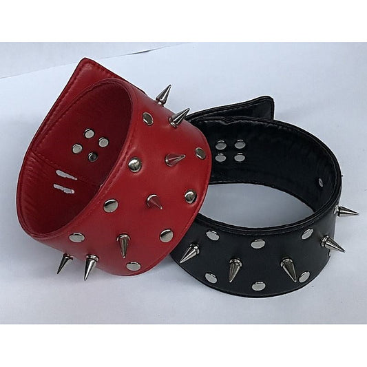 Bondage Classic Short Spike Collar by BDStyle