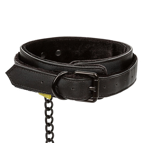 Boundless Bondage Collar and Leash by California Exotics