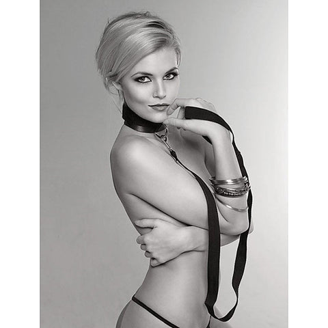 Leash & Collar by Sportsheets