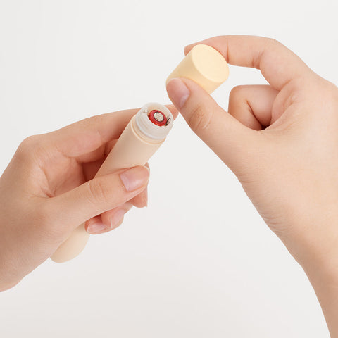 iroha Koharu Hina Beginner G-Spot Vibrator by Tenga