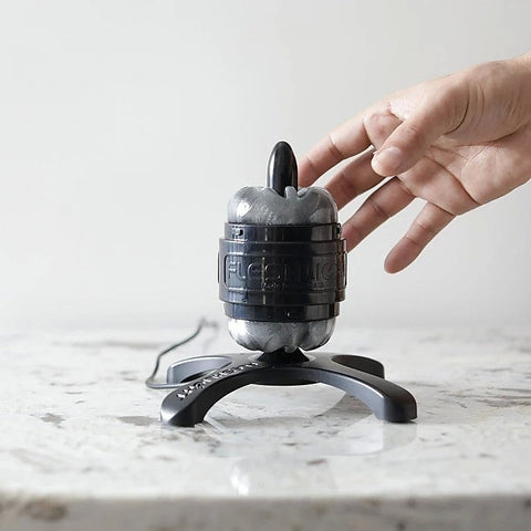 Quickshot Male Masturbator Sleeve Warmer by Fleshlight