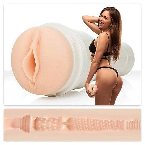 Girl Riley Reid Realistic Men'S Masturbator By Fleshlight