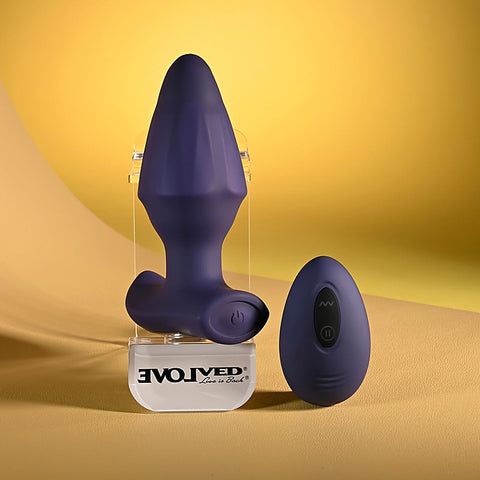 Starburst Vibrating Butt Plug by Evolved Novelties