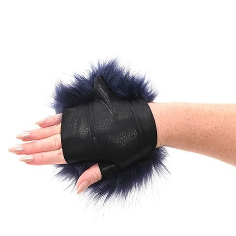 Cougar Spiked Sensory Glove by Sportsheets