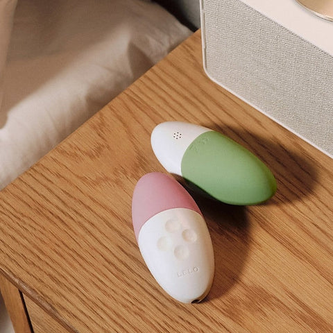 Siri 3 Sound Sense Silicone Clitoral Vibrator by Lelo