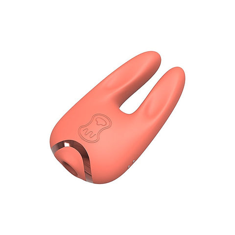 Kissen Bloom Clitoral Massager by Chisa