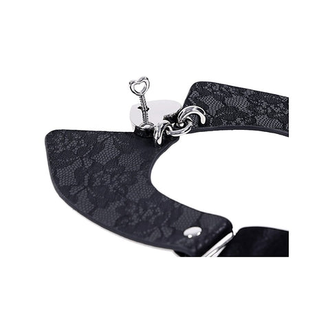 Heartbound Lace Day Collar by Sportsheets