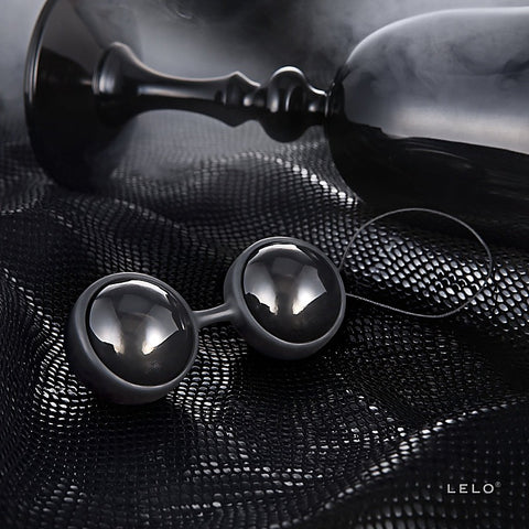 Luna Beads Noir by Lelo