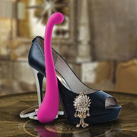 Swan The Trumpeter by BMS Factory