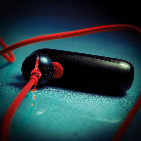 Bullet and USB Magnetic Charger by Fun Factory