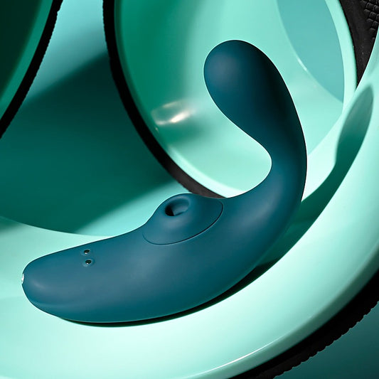 Playboy Pleasure CHARMER Clitoral Suction Vibrator