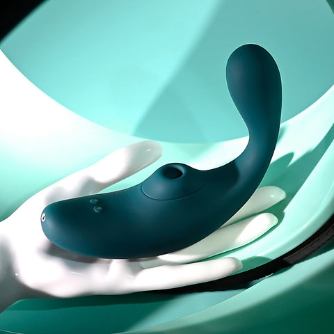 Playboy Pleasure CHARMER Clitoral Suction Vibrator