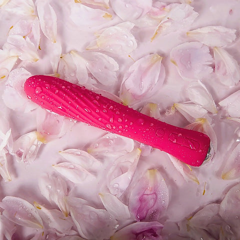 Anya Flexible Warming G Spot Vibrator by Svakom