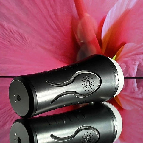 Hold Tight Vibrating Mens Stroker by Evolved