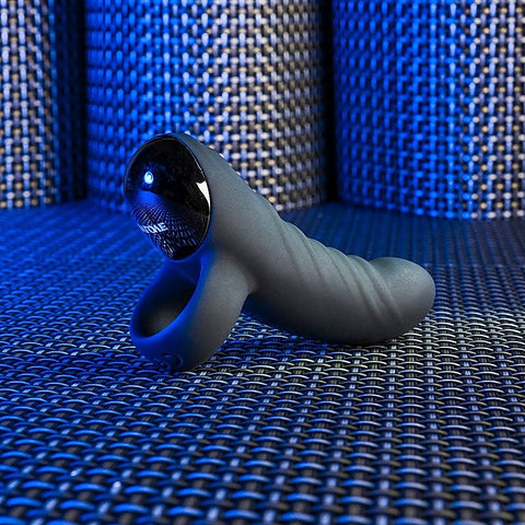 Hooked On You Finger Vibrator by Evolved