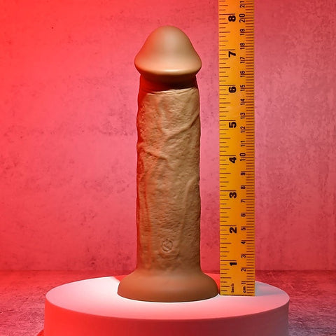 7 Inch Girth Realistic Vibrating Dong by Evolved