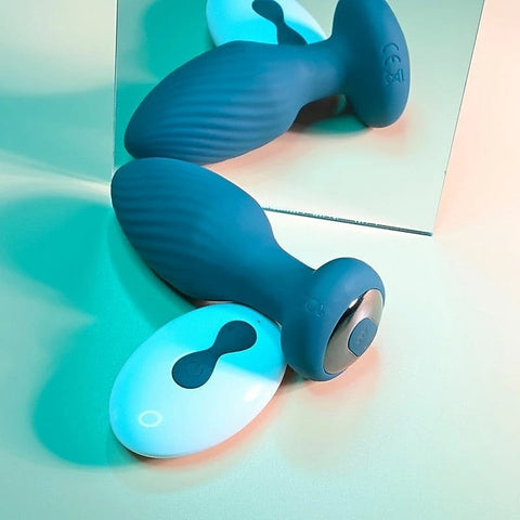 Spinning Tail Teaser Anal Plug by Evolved