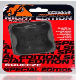 Squeeze Ballstretcher Plug-Silicone Special Edition Night